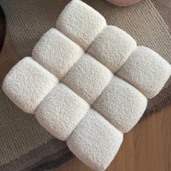 Poef chunk teddy - beige - 36x36x36 cm