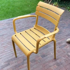 Stapelbare tuinstoel Napoli - geel - 83x55x48 cm